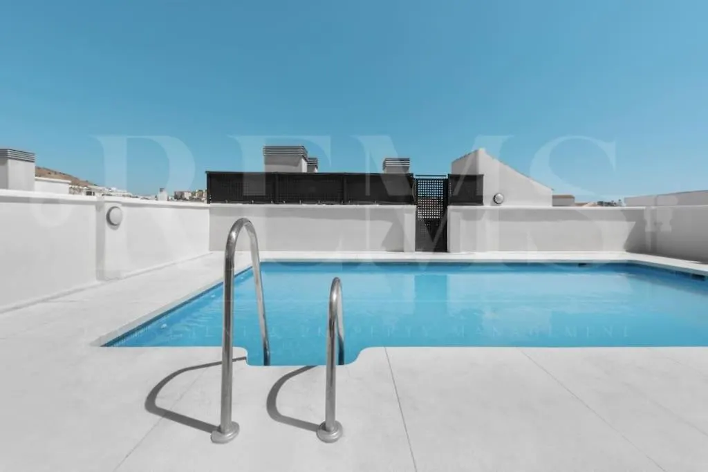 Comfortable Apartment In The Center By Rems Málaga